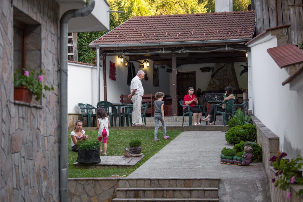 Hera Guest House Чифлик Экстерьер фото