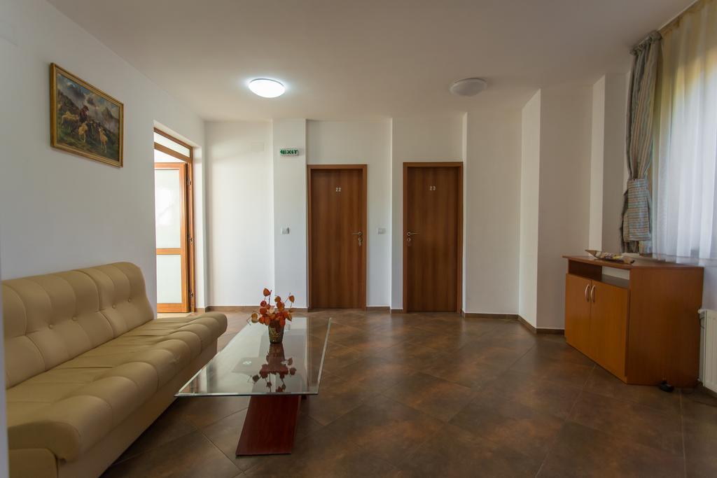 Hera Guest House Чифлик Экстерьер фото
